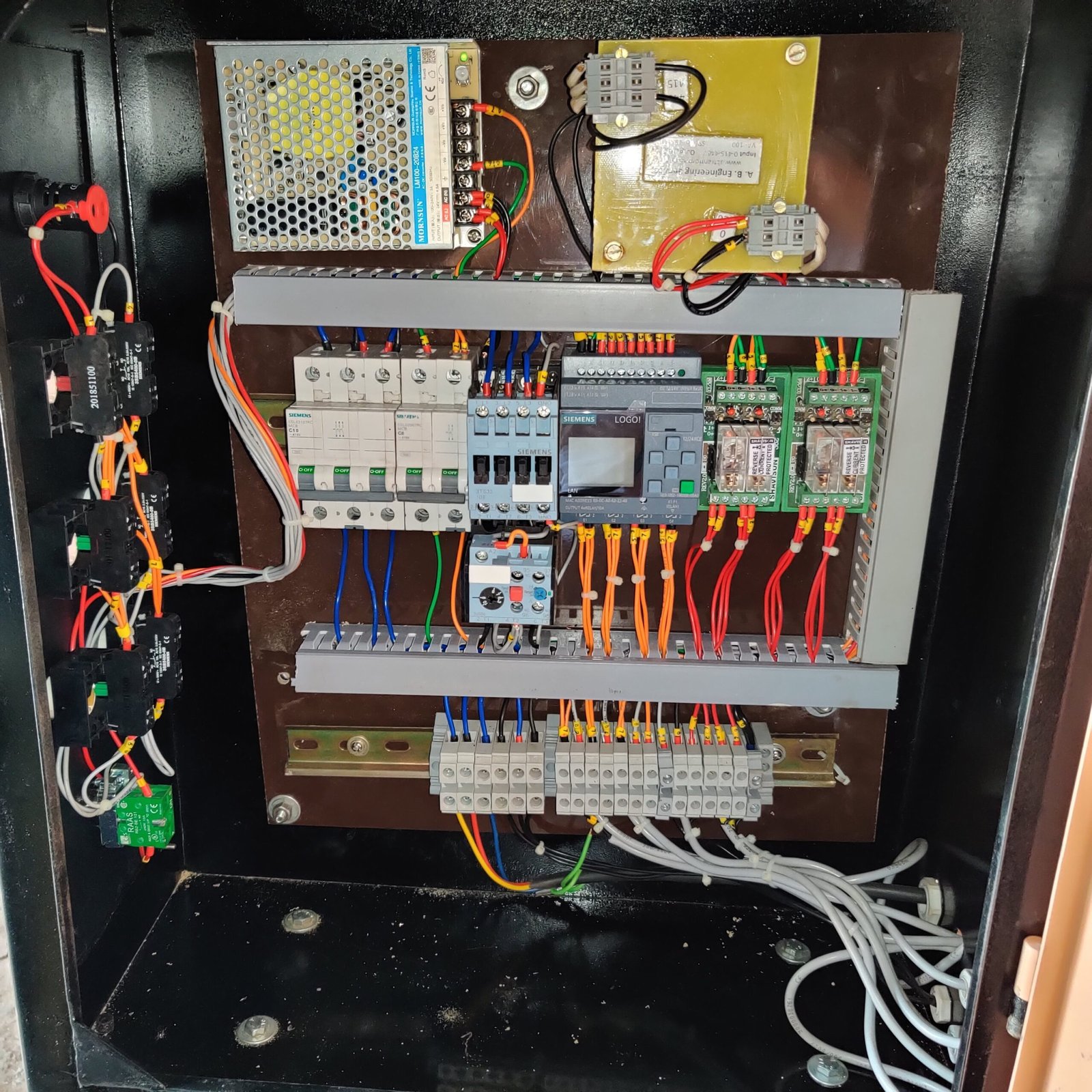 Penal Box Envelop Punchinf